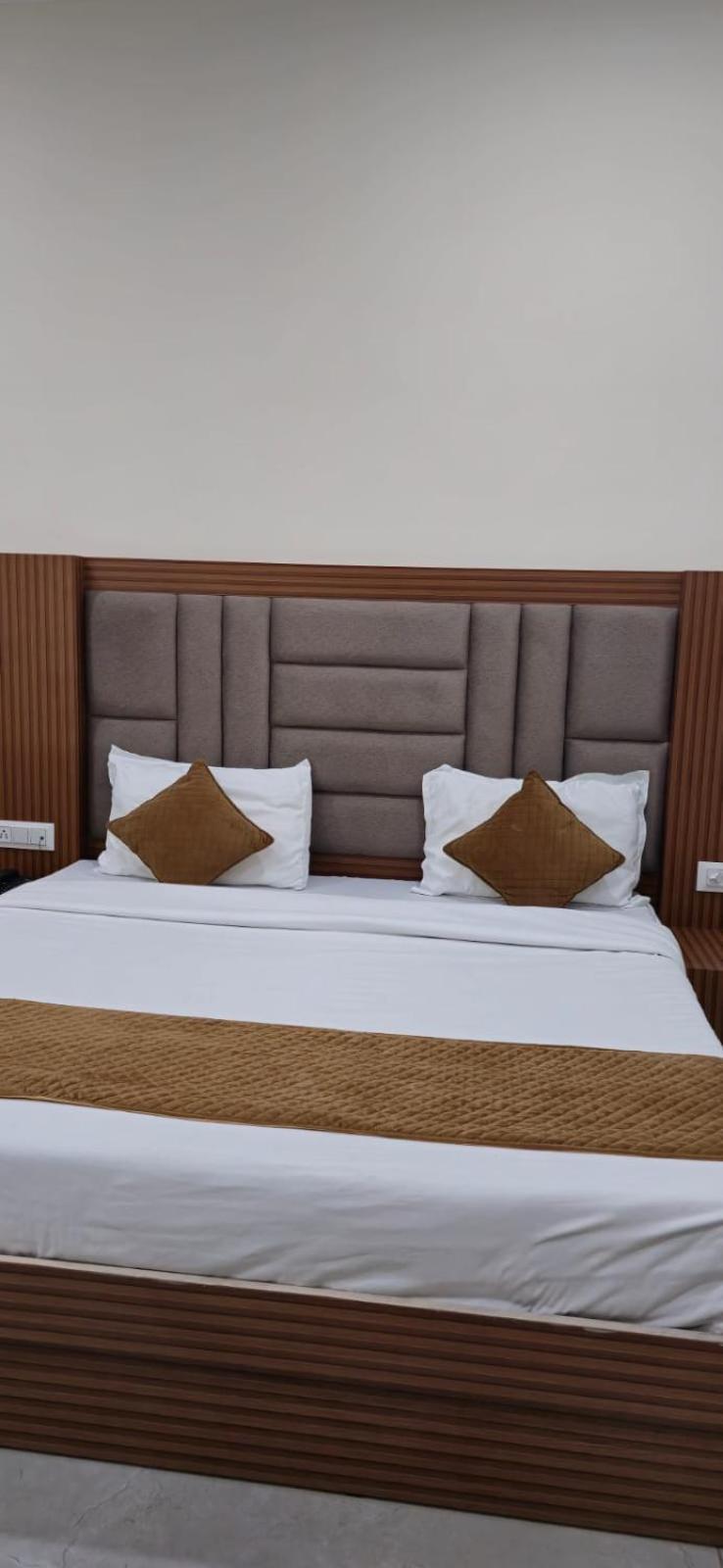 Hotel Satya Residency Katra  Exteriér fotografie