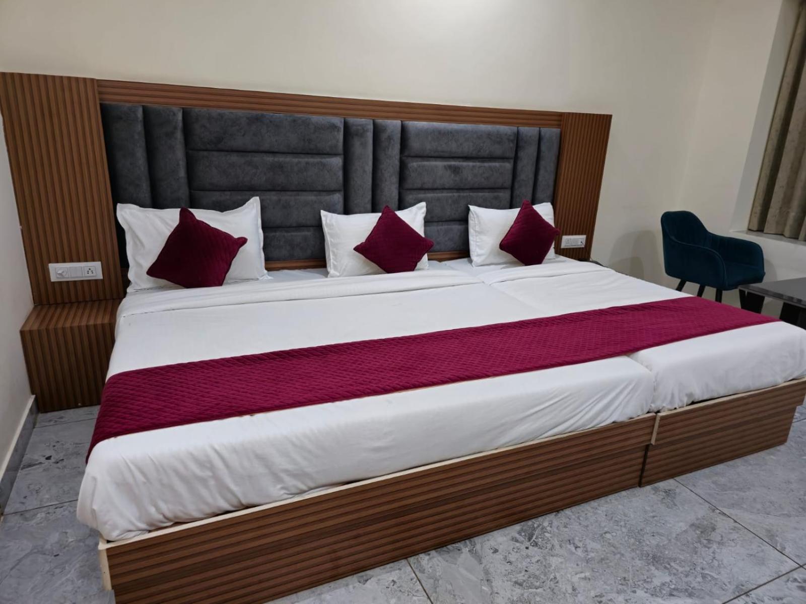 Hotel Satya Residency Katra  Exteriér fotografie