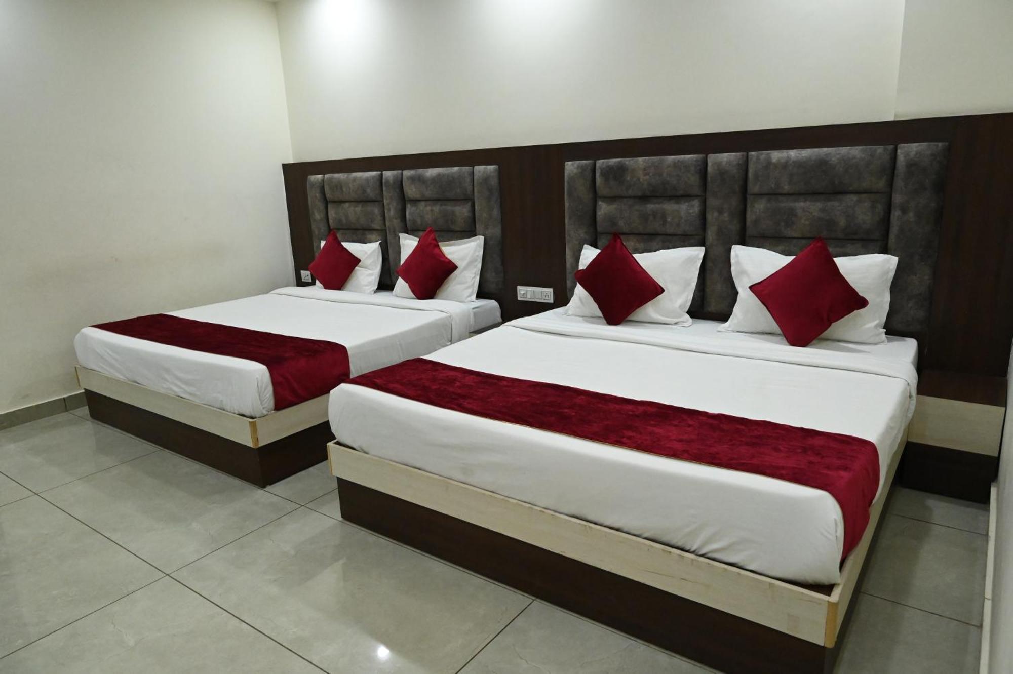 Hotel Satya Residency Katra  Exteriér fotografie