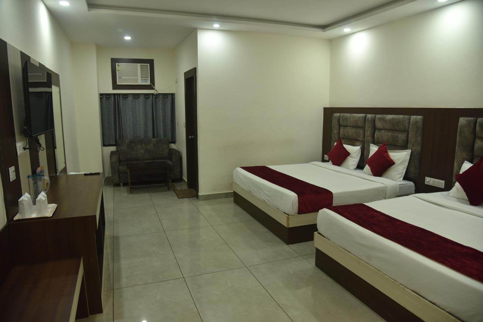 Hotel Satya Residency Katra  Exteriér fotografie